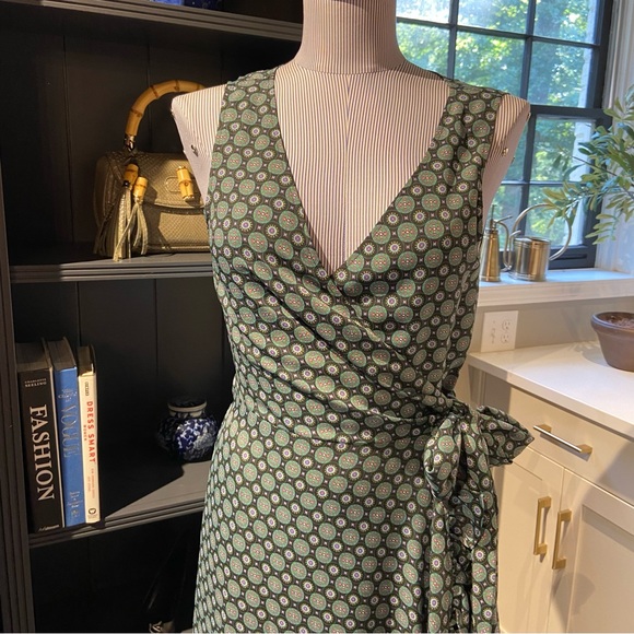 Tory Burch Sleeveless Medallion Print Wrap Dress – Size 8 - Picture 2 of 11